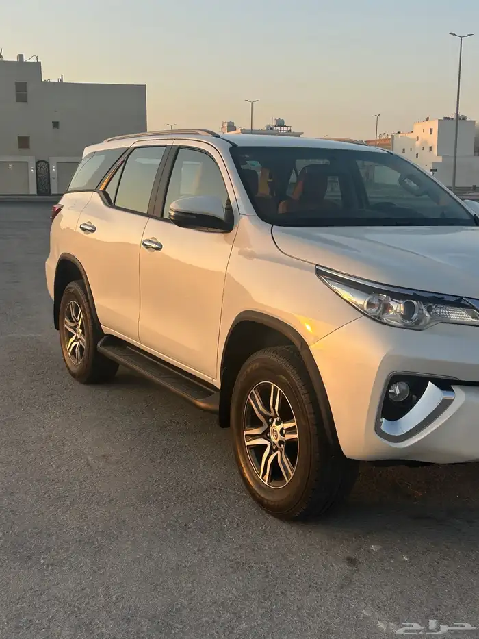 للبيع فور شنر 2018دبل VX 7