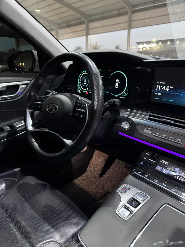 ازيرا 2020 فل كامل اعلى فئه ( 6 سلندر ) بدي وكاله 32