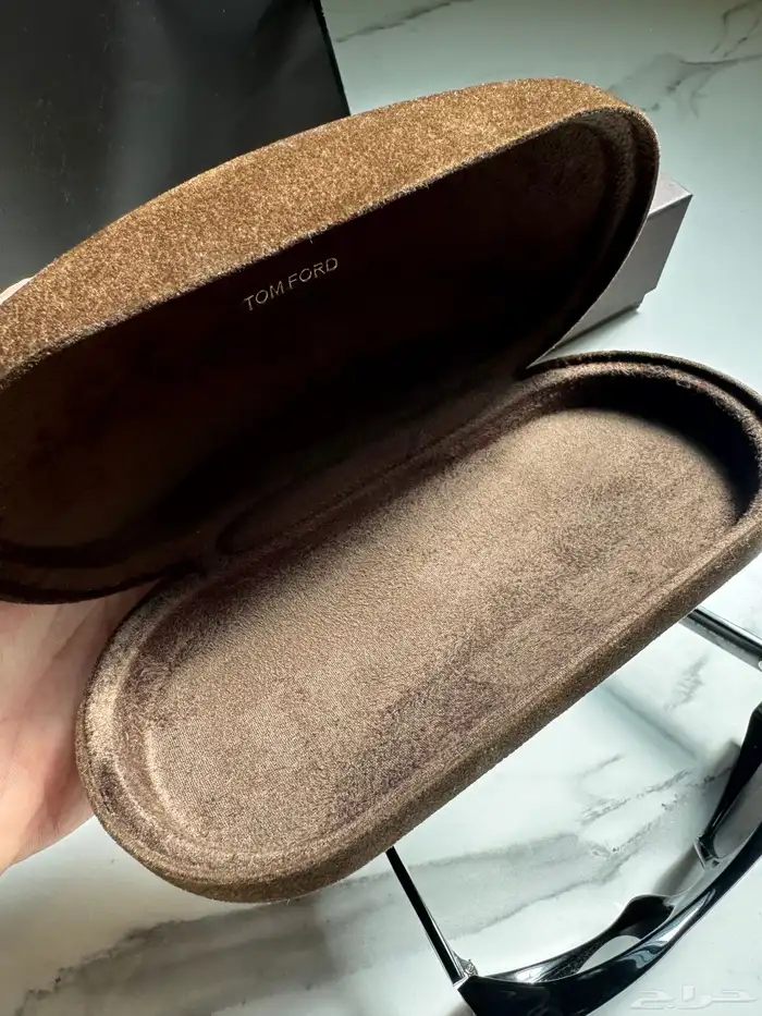 نظارة توم فورد أصلية   مقطوعة من السوق وشبه جديدة 4