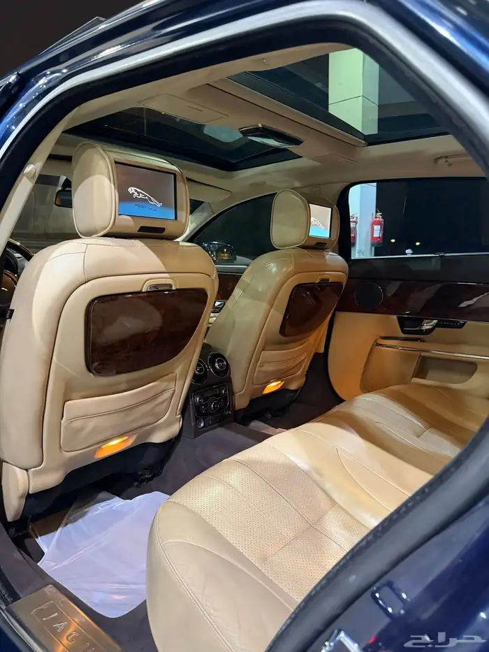 جاكوار XJL Portfolio 2012 فل اطلبية تنفس طبيعي بحالة الوكالة 37