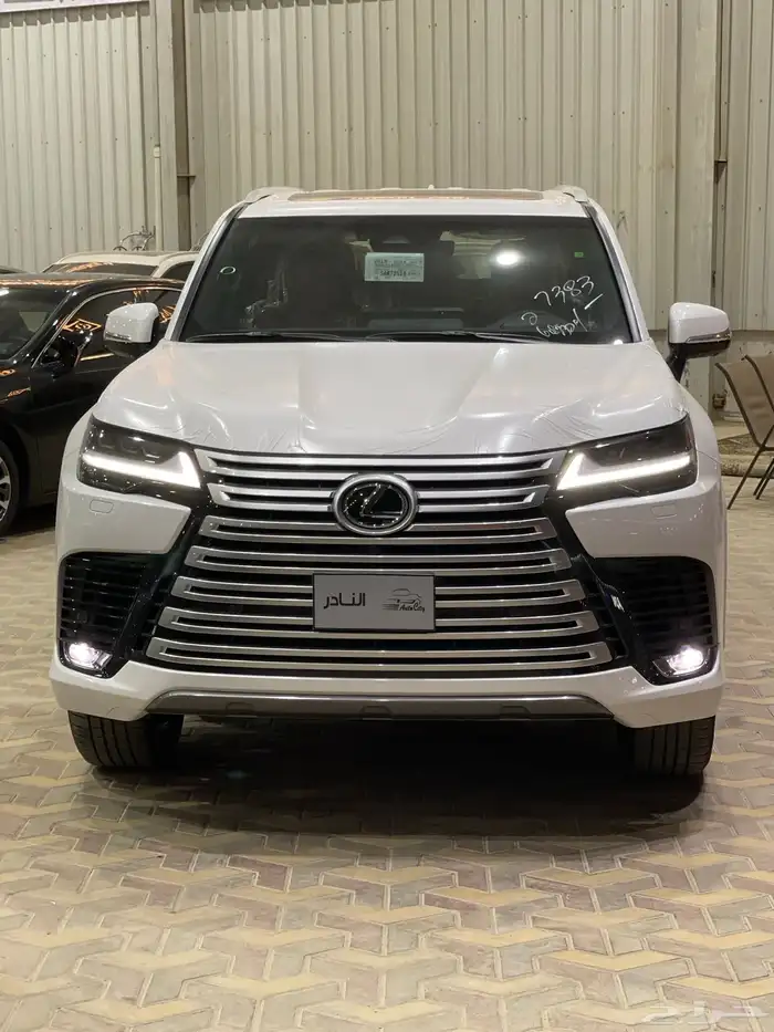 لكزس Lx BB سعودي بطاقه عدك الوان كاش اقساط 4