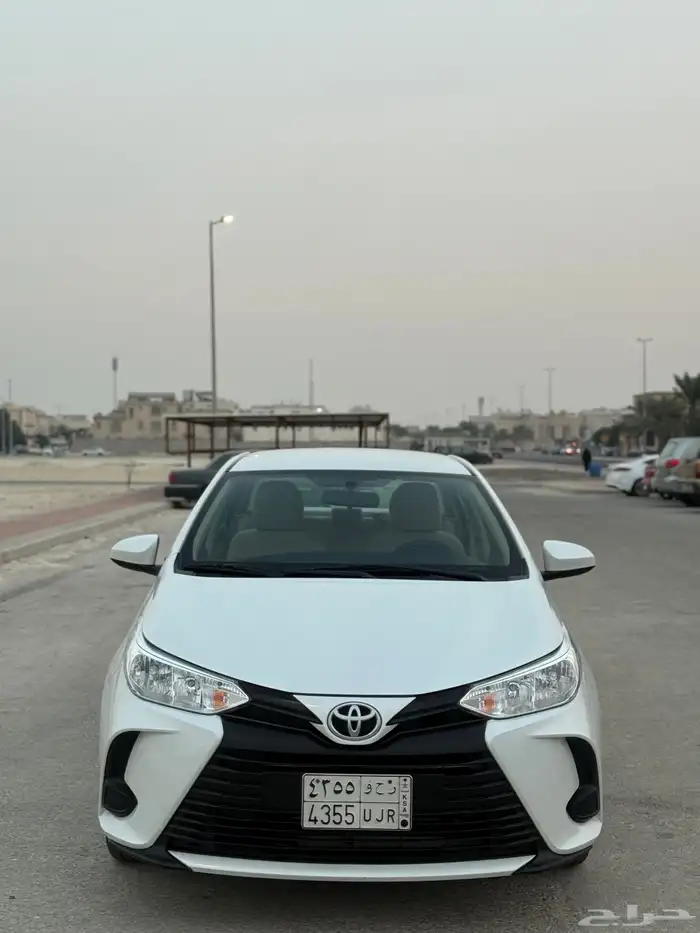 تويوتا يارس 2022 سعودي 1.5قمه بنضافه 1