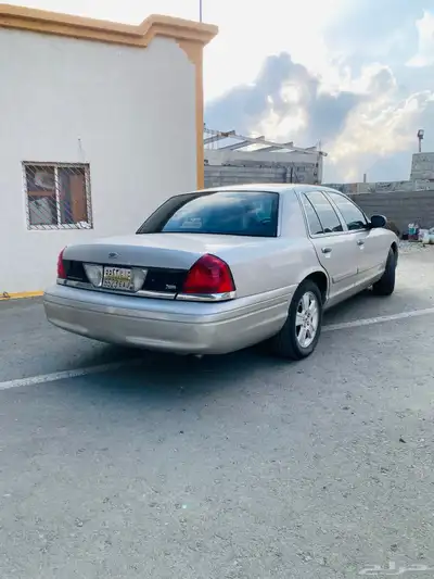 فورد كراون فيكتوريا 2011 index