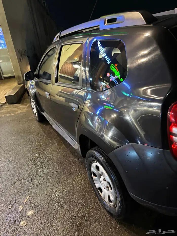 رينو داستر 2015 اللون اسود 2