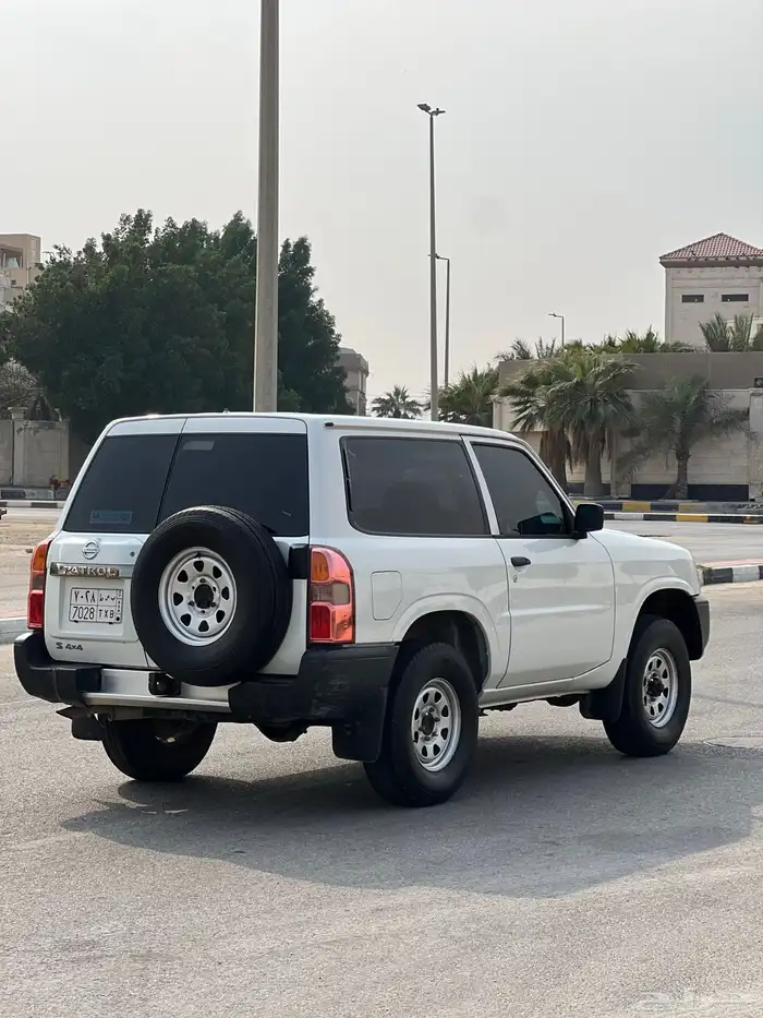 للبيع نسيان باترول ربع 2011 1