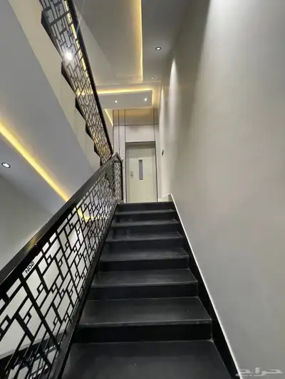 للبيع شقق علويه بسطح ومصعد بسعر 520 الف ابها المحاله index