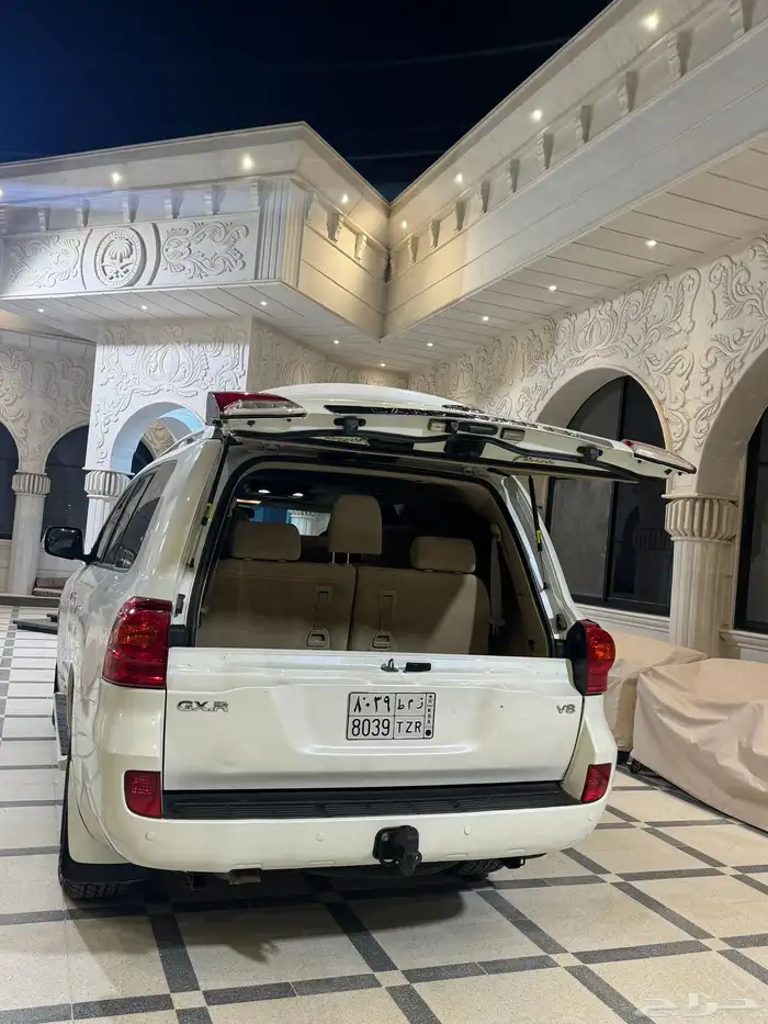 للبيع جيب لاندكروزر 4