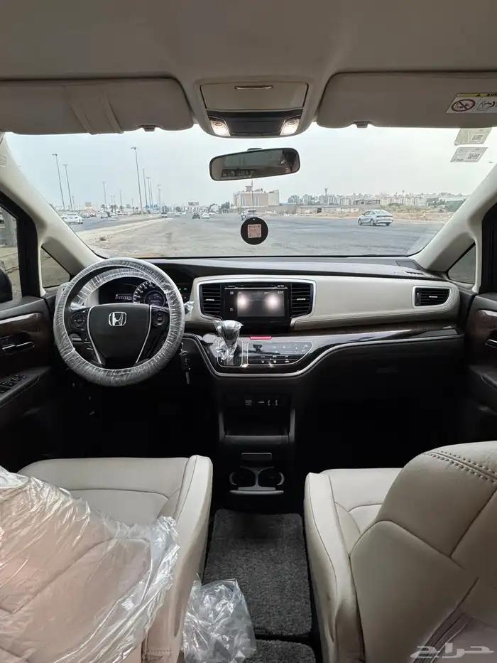 للبيع هوندا اوديسي 2018 بحالة نظيفه 16