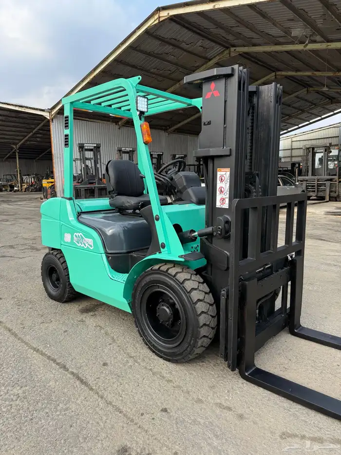 رافعة شوكية ماتسوبيشي 4