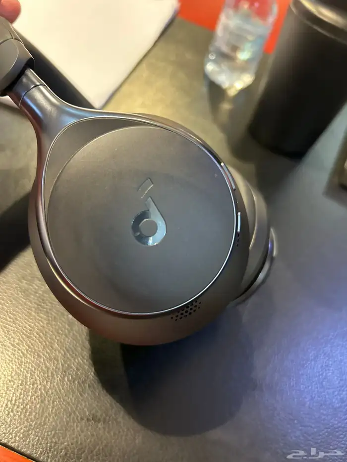 سماعه اصليه شاريها من جرير قبل اسبوعين سعرها جديد ب599 0