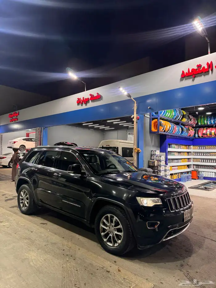 جيب جراند شروكي اول مالك 10