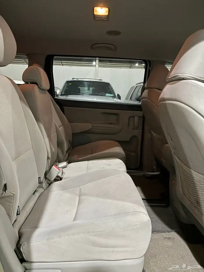 كيا كرنفال 2016 عائليه ثلاث صفوف 12