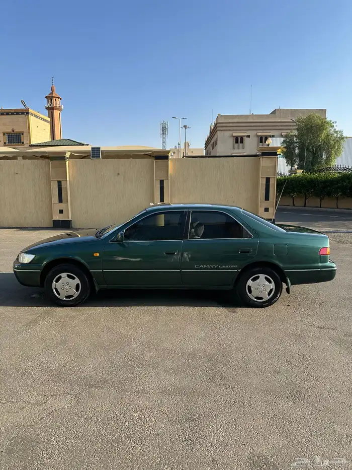 كامري 2001 للبيع او البدل 2