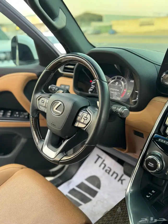 للبيع لكزس 2022 LX600 BB - بريمي 18