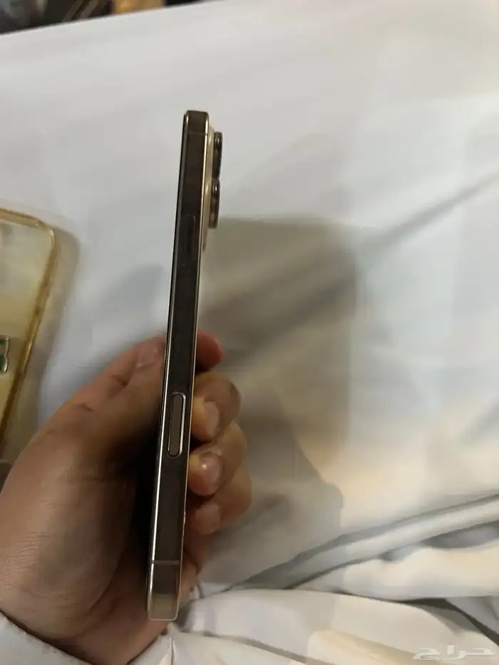 ايفون 16 برو ماكس 3