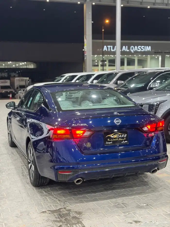 نيسان التيما موديل 2022 عداد 24 الف كيلو فقط 3