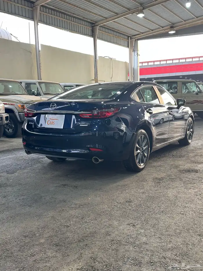 مازدا ستاندر . 5