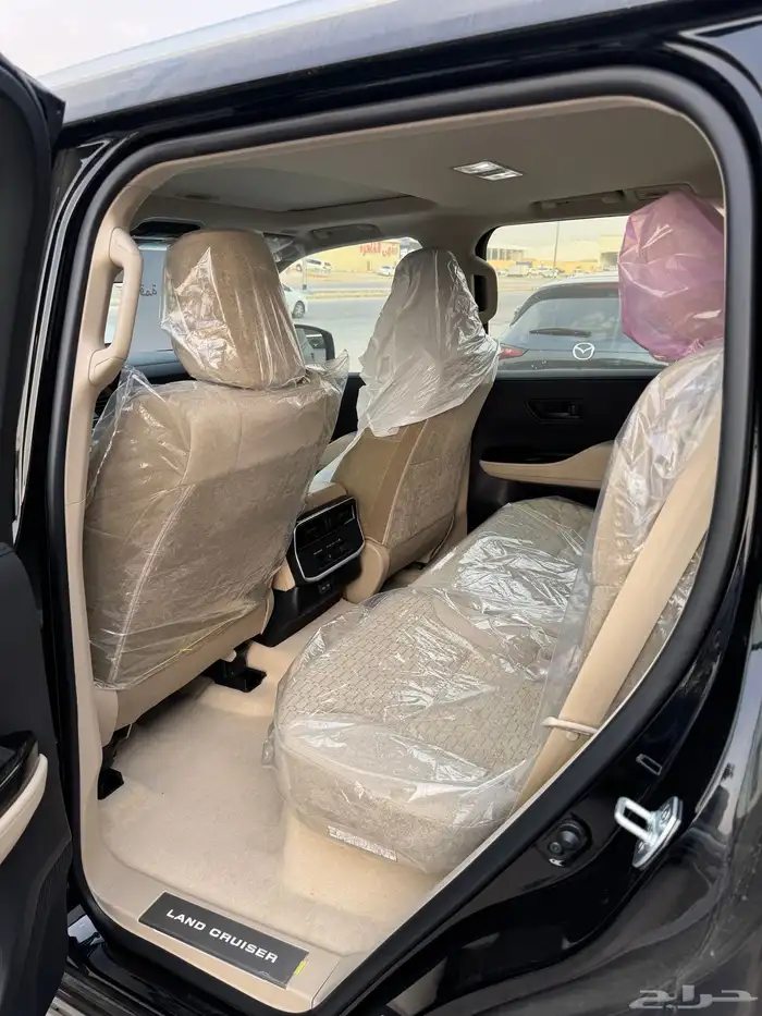 للبيع لاندكروزر2025 - L3 اسود أصفار بأقل الأسعار 7