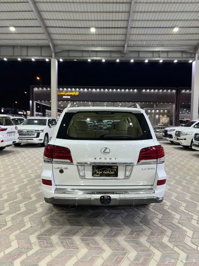 لكزس 2015 بريمي كلاسك ماشي 129 الف قمة فالنظافة السعر 170 3