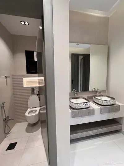 للبيع ادوار ارضيه وشقق علويه حى التحليه خميس مشيط index