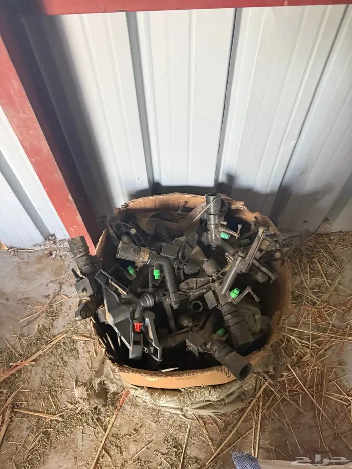 رشاش ماء بنوعين مختلفين كما موضع في الصورة 2