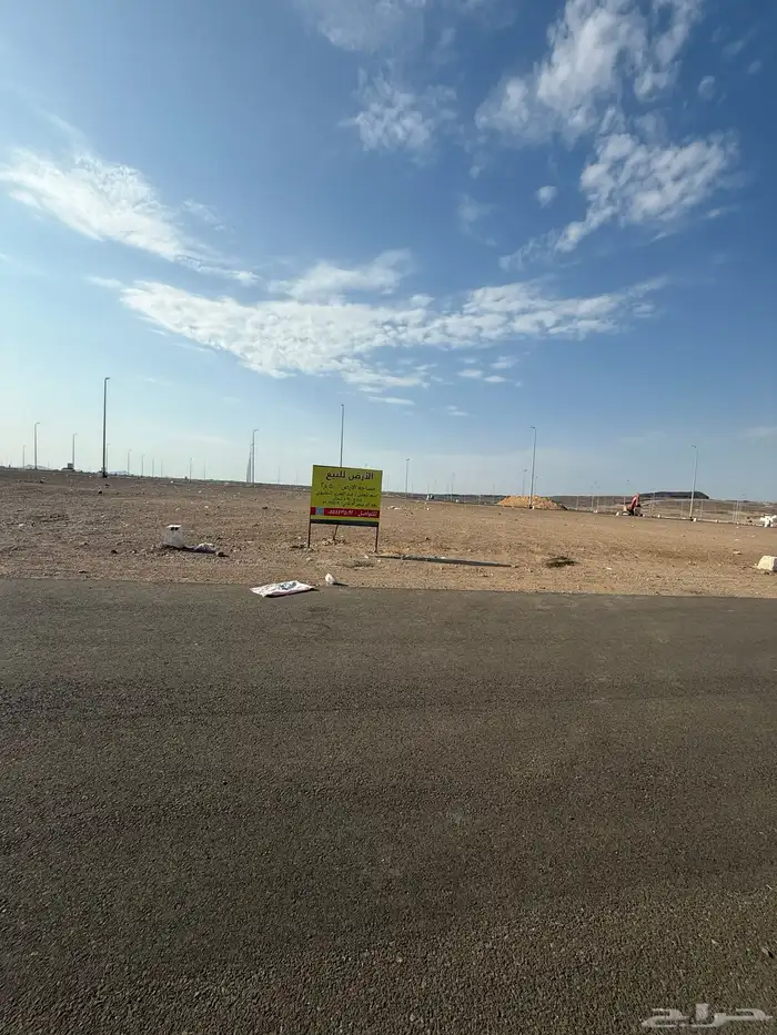 للبيع ارض تجارية في مخطط اطلالة الرانوناء م500 شارع64 شمالي 15