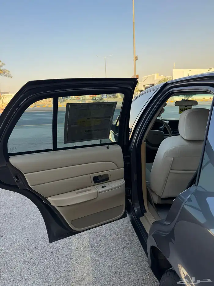 للبيع فورد فاكتوريا2007 مدني 15