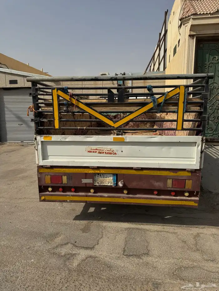 ايسوزو 2008 ونش هايدروليك جامبو للبيع نظيفة ممشي 989958 9