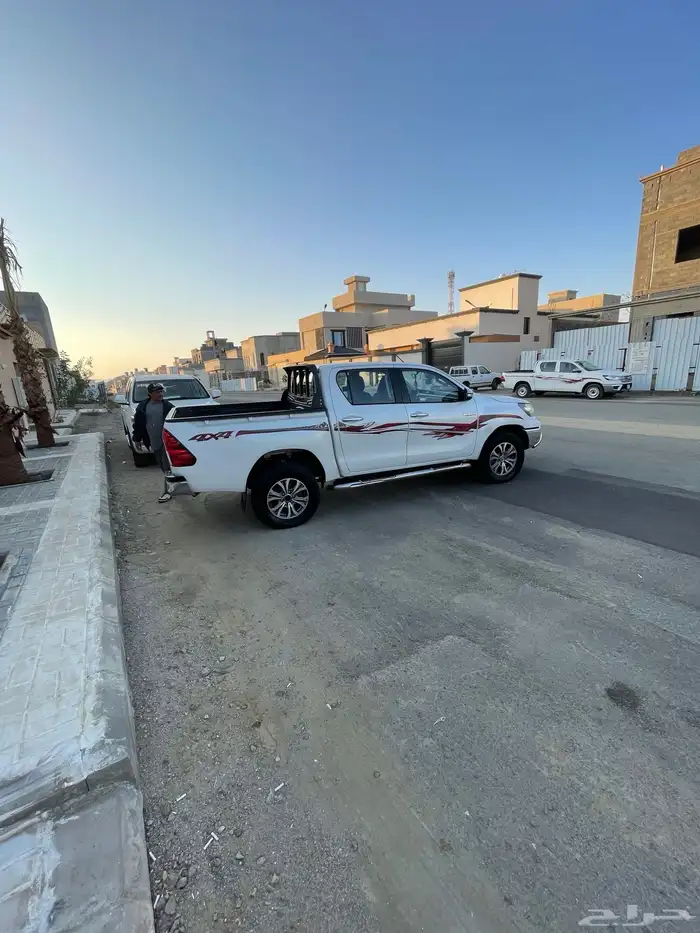 هايلكس غمارتين 2017 دبل 8