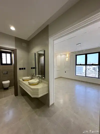 للبيع شقه علويه تشطيب مودرن ومساحه ممتازه بحي الضيافه520الف index