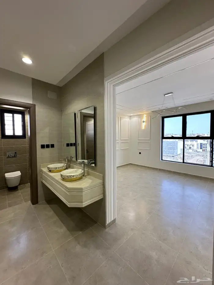 للبيع شقه علويه تشطيب مودرن ومساحه ممتازه بحي الضيافه520الف 4