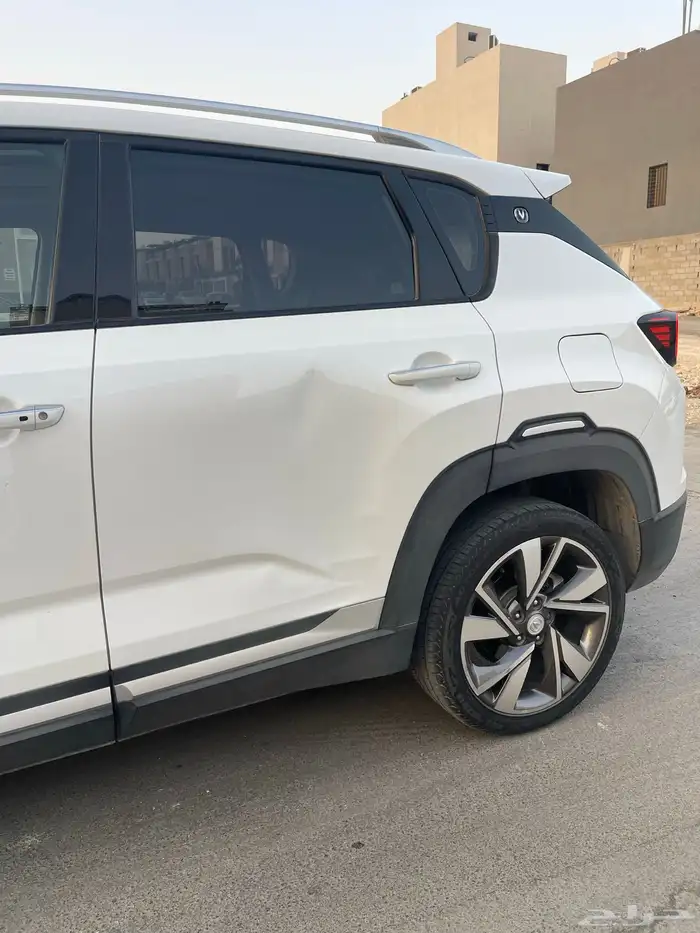 للبيع شانجان بلس 5