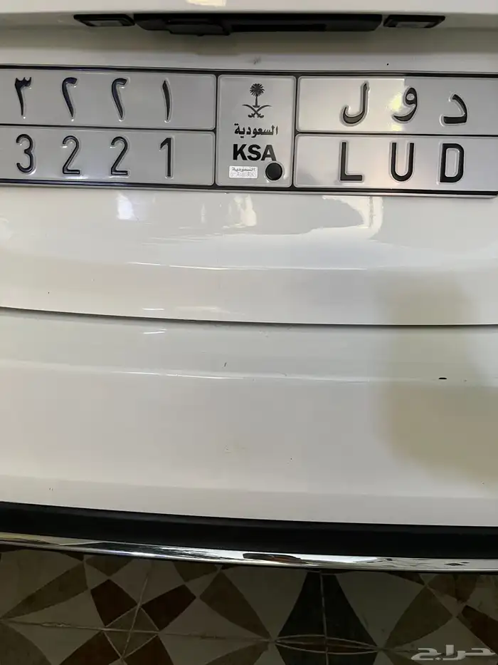 لوحة د و ل 3221 للبيع 0