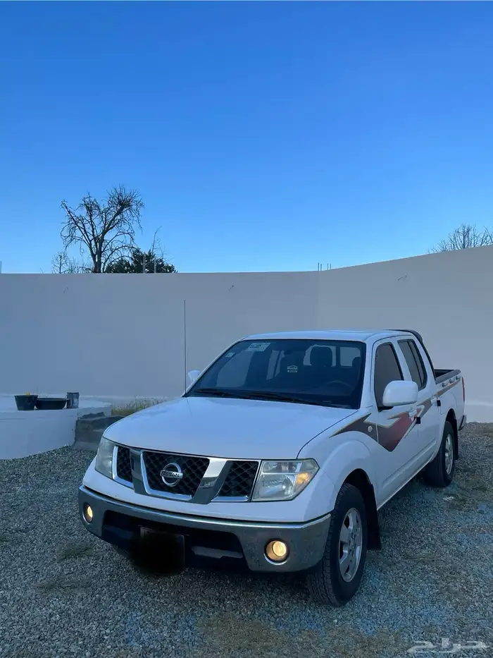 نافارا 2013فل كامل نظيفة 0