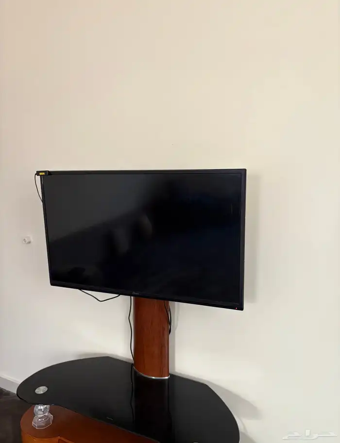 شاشه دانسات مع الطاوله 2