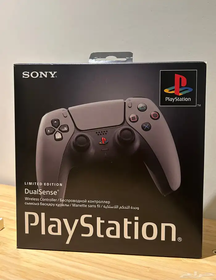 يد سوني 5 الذكرى السنوية 30 عام - PS5 30th anniversary 0