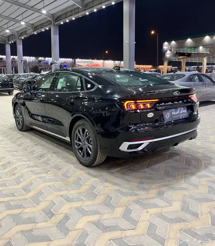 فورد تورس امبيانتى بنزين 2026 السعر شامل 121700 5