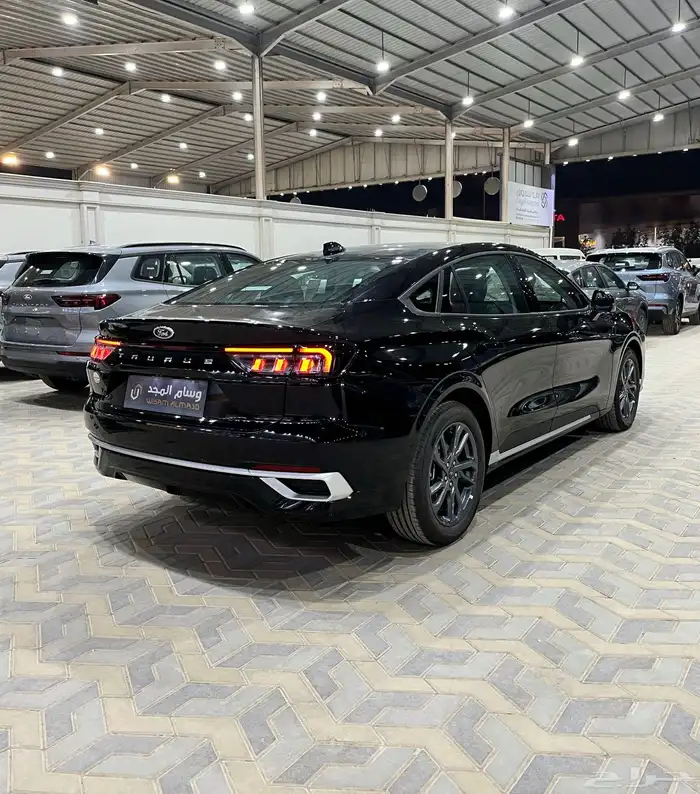 فورد تورس امبيانتى بنزين 2026 السعر شامل 121700 0