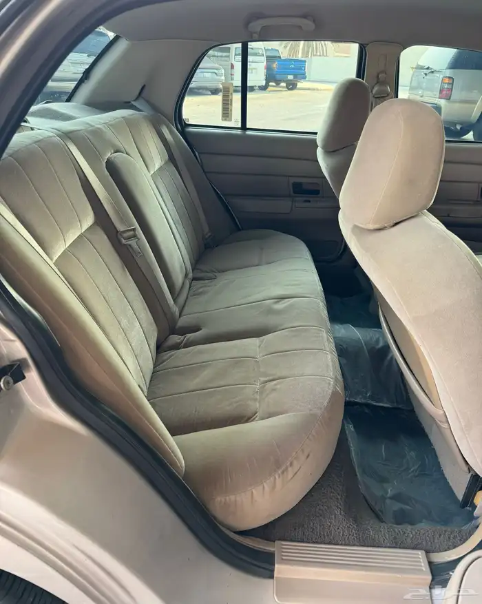 فورد فكتوريا 2005 15