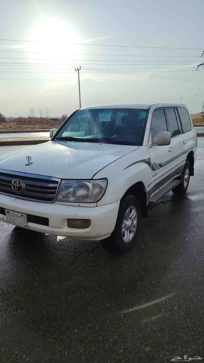 للبيع جيب صالون2006جي اكس ار 3