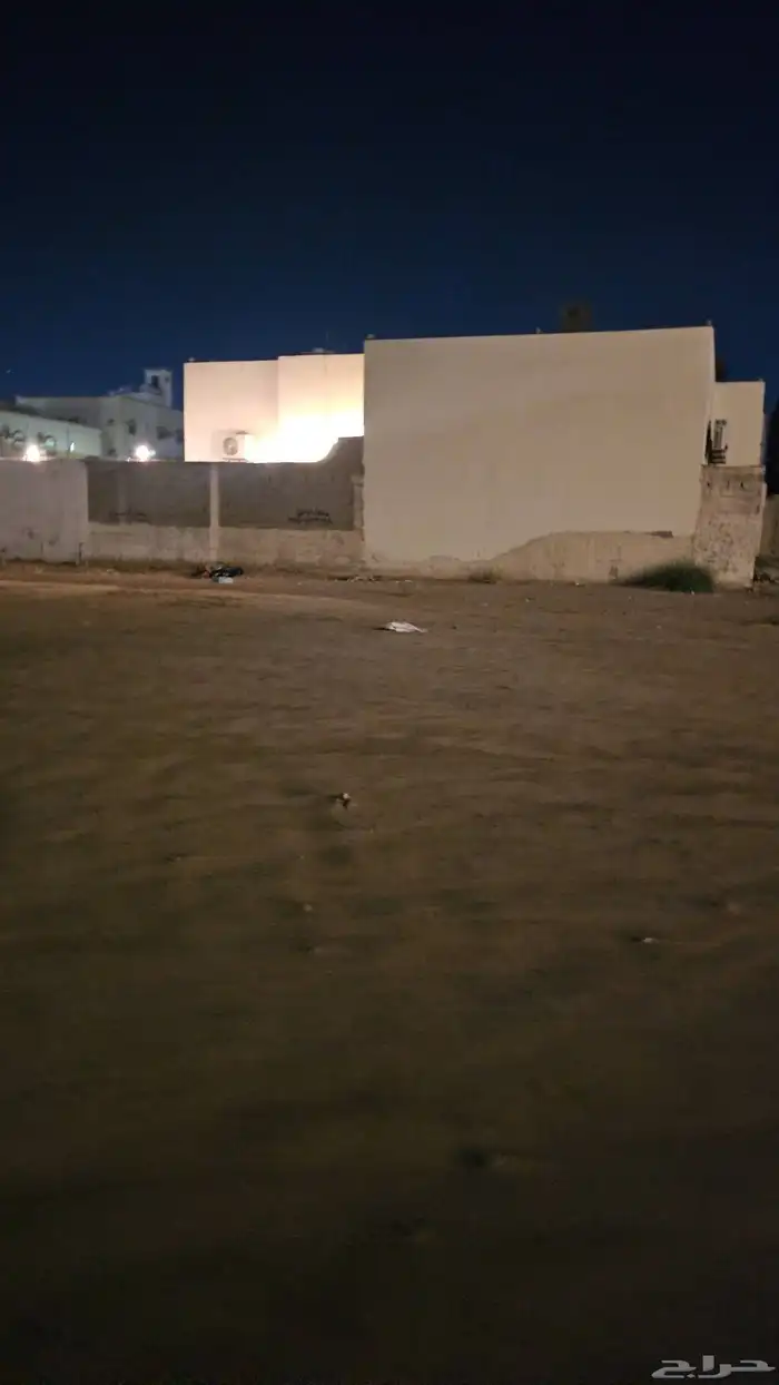 ابحث عن شقه 3 او 4 غرف حي القرينيه بحدود المعقول 0