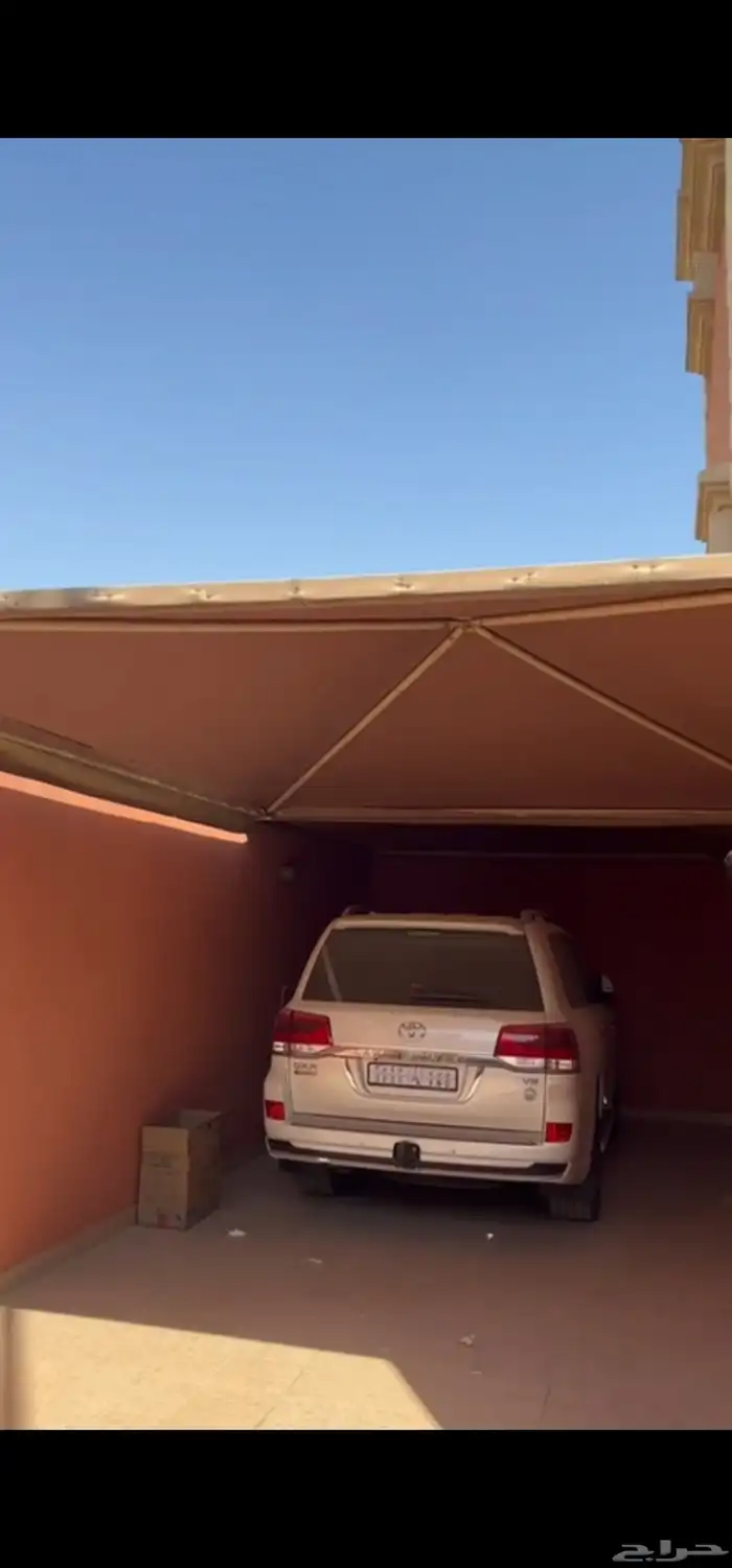 للبيع مكيفات شباك ومضلات كراج 9