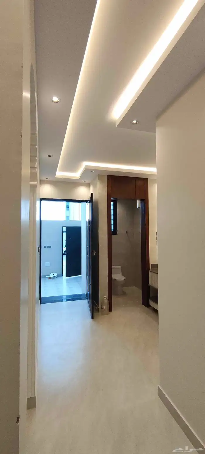 للبيع شقق ارضية وعلويه موقع مميز أسعار تبدا من 520الف 10