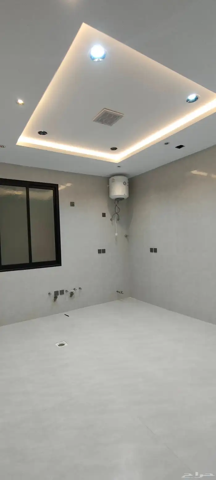 للبيع شقق ارضية وعلويه موقع مميز أسعار تبدا من 520الف 39