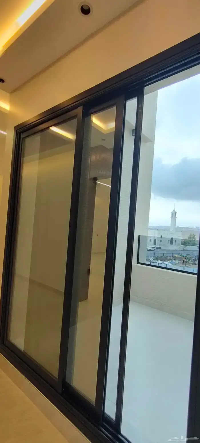 للبيع شقق ارضية وعلويه موقع مميز أسعار تبدا من 520الف 22