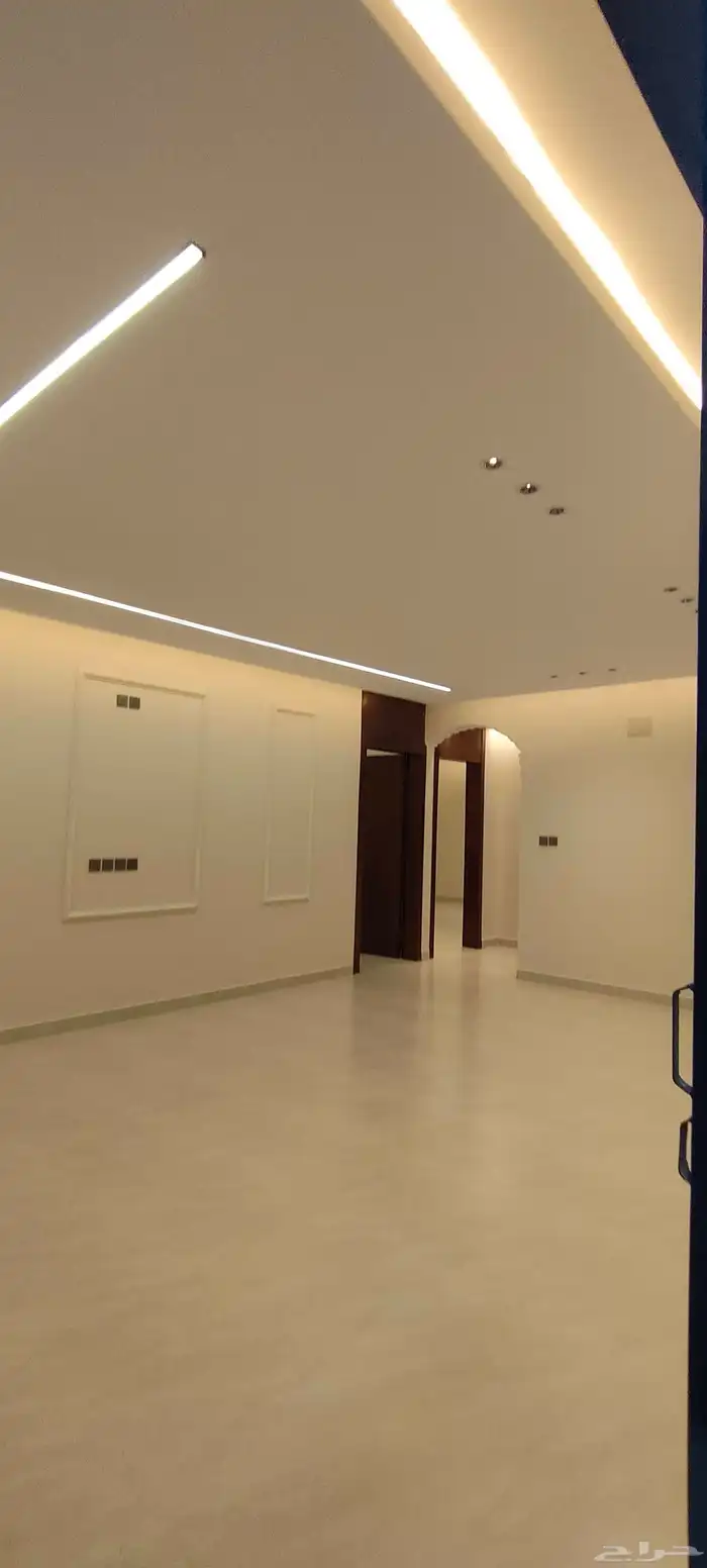 للبيع شقق ارضية وعلويه موقع مميز أسعار تبدا من 520الف 14