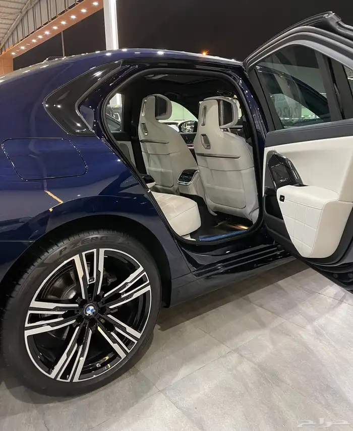 بي ام دبليو 735i M kit جديد 2026 14