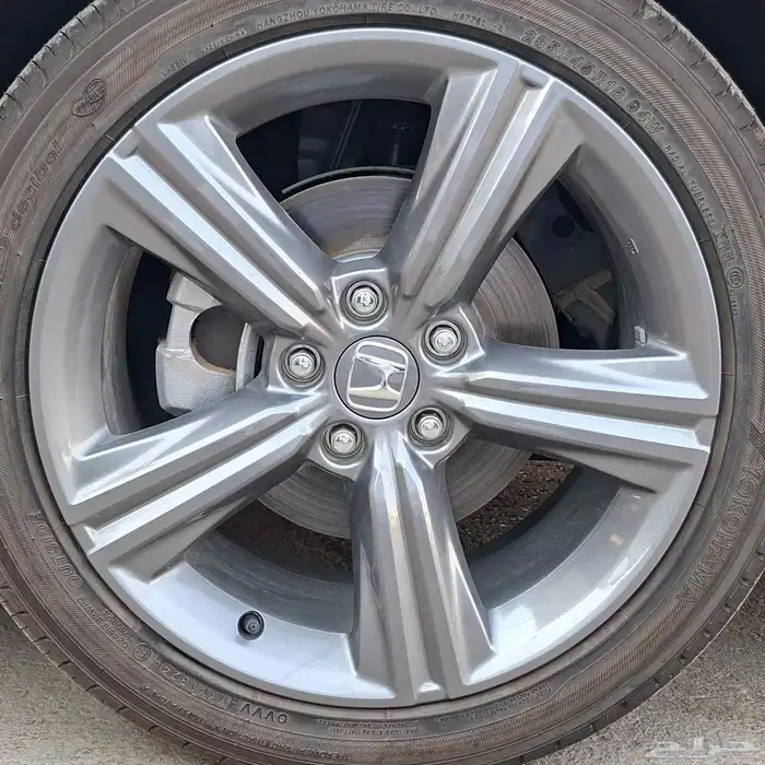 هوندا اكورد 2025 EX نص فل خليجي السعر 128 الف شامل الضريبه 10