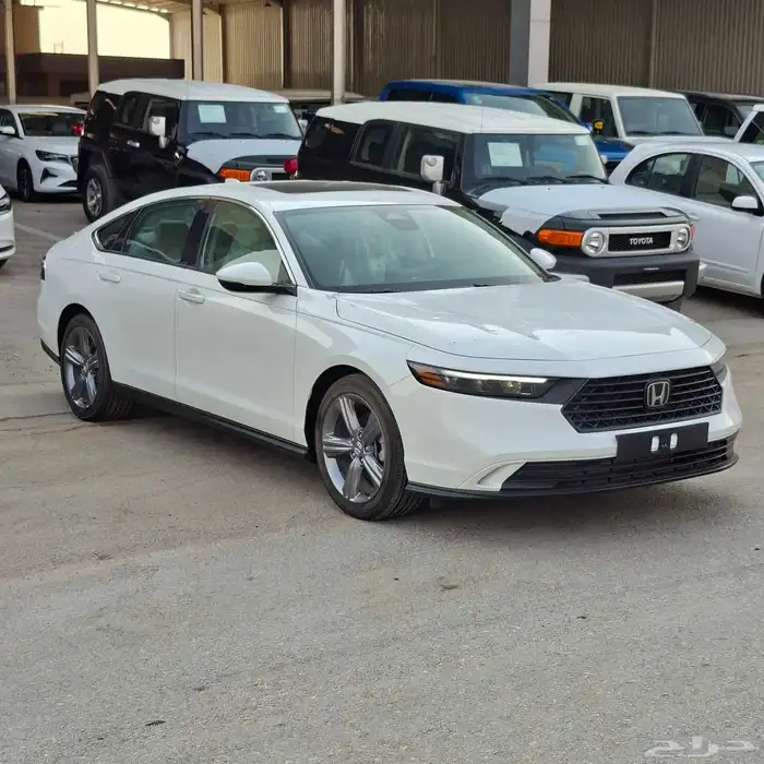 هوندا اكورد 2025 EX نص فل خليجي السعر 128 الف شامل الضريبه 3