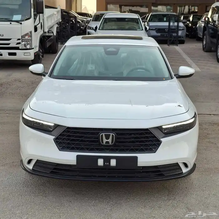 هوندا اكورد 2025 EX نص فل خليجي السعر 128 الف شامل الضريبه 1